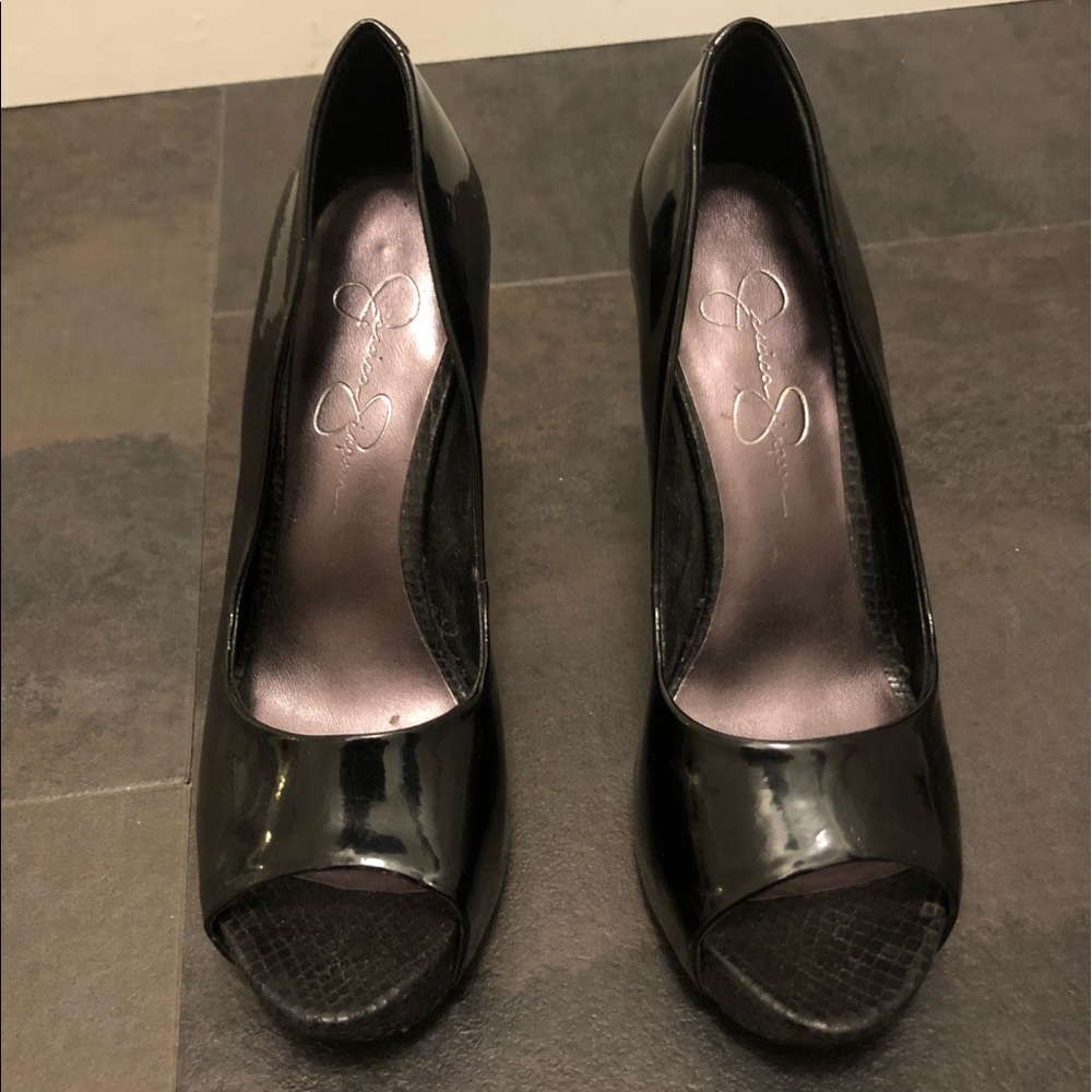 Jessica Simpson Heels - Picture 2 of 6